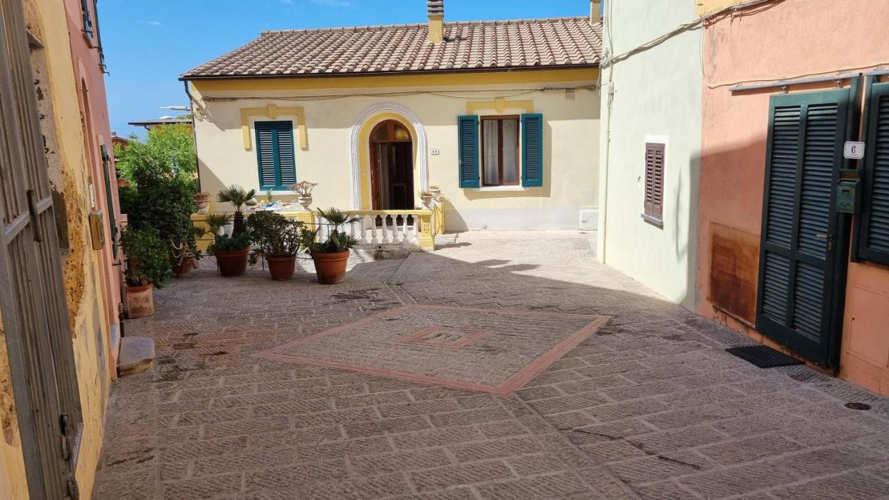 La Terrazza Nel Cuore Di Capoliveri ภายนอก รูปภาพ